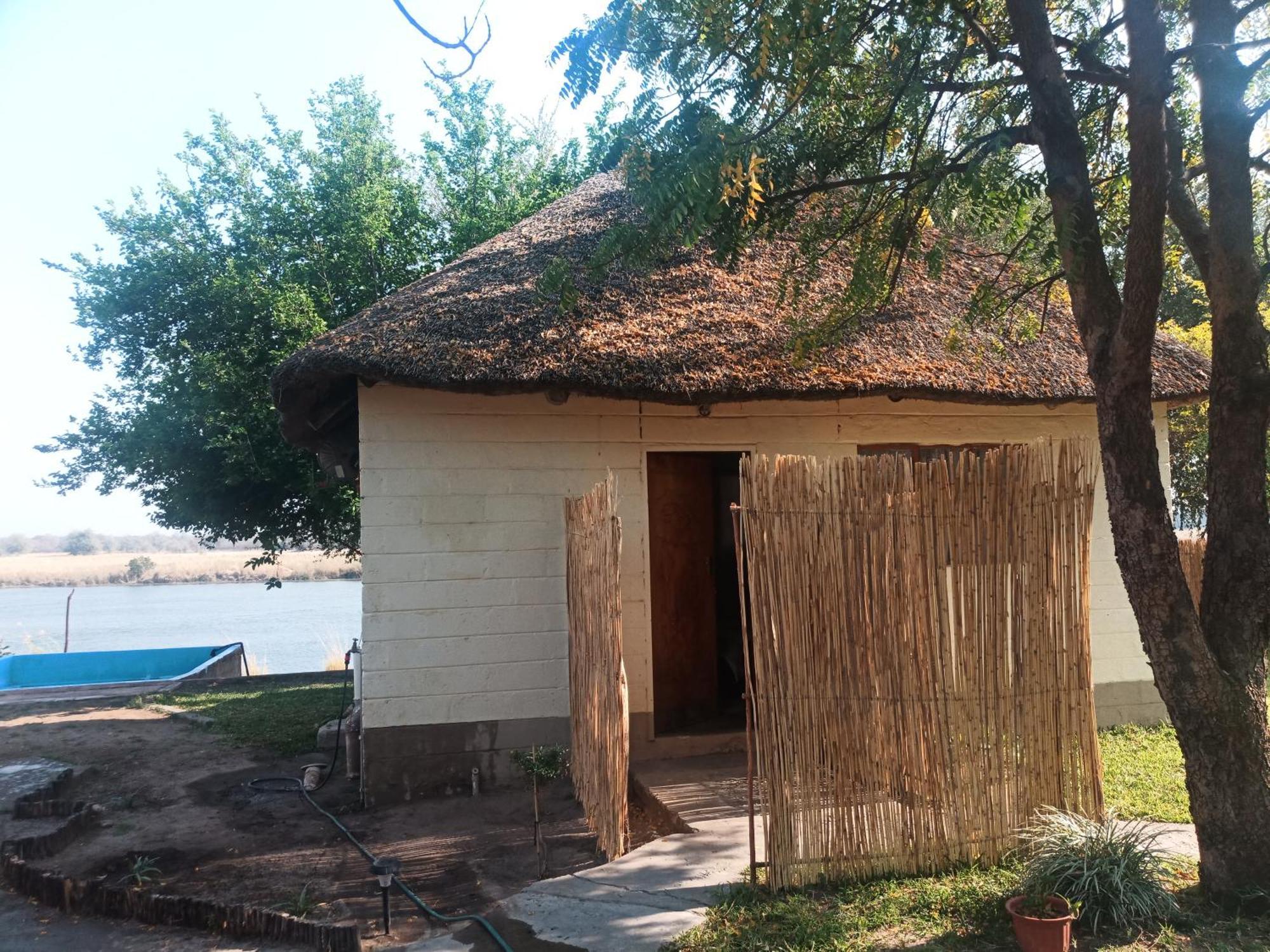 Mpora River Lodge Rundu Exterior photo